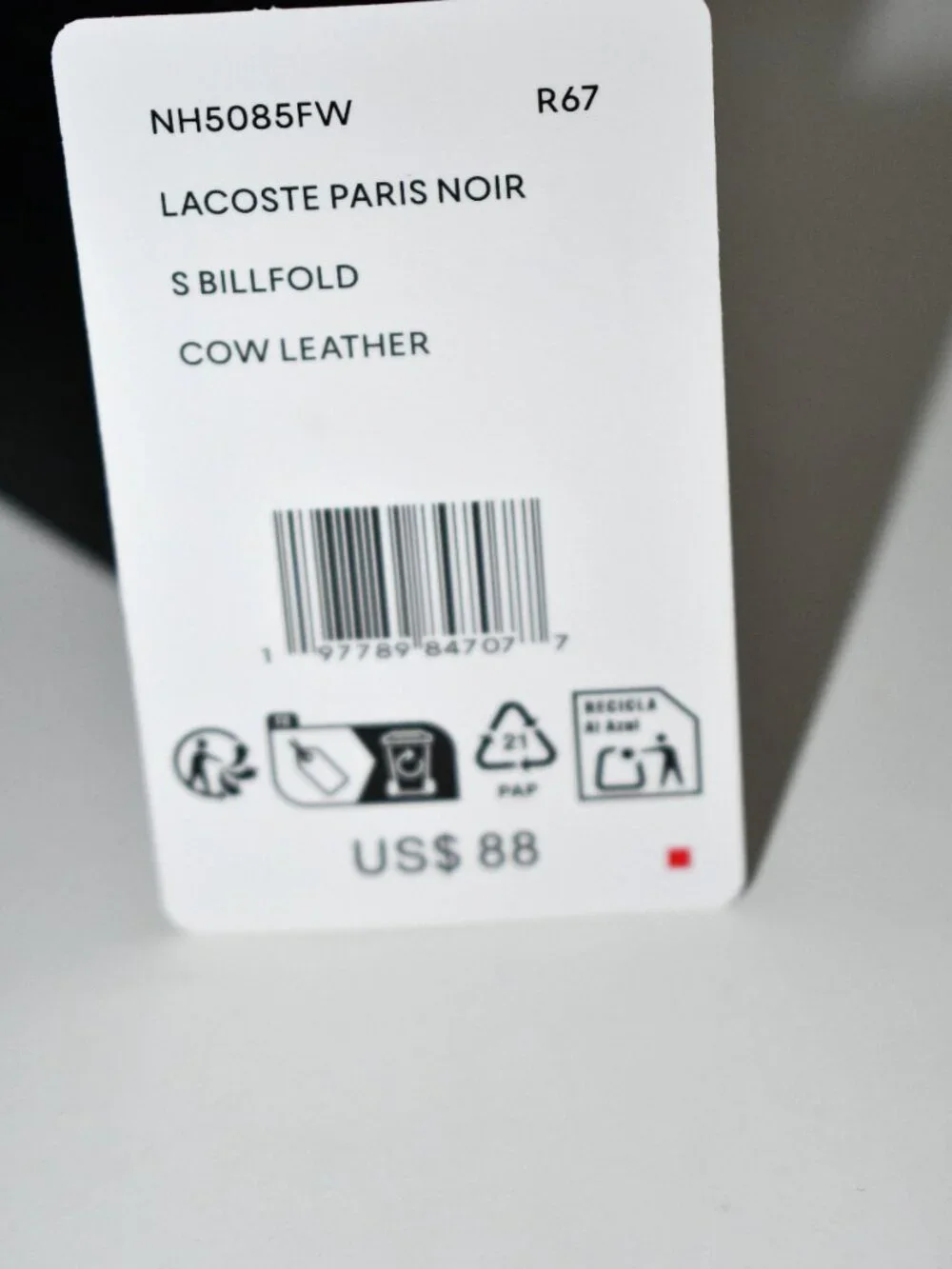 Lacoste Leather Billfold in Lacoste Paris #NH5085FW NWT